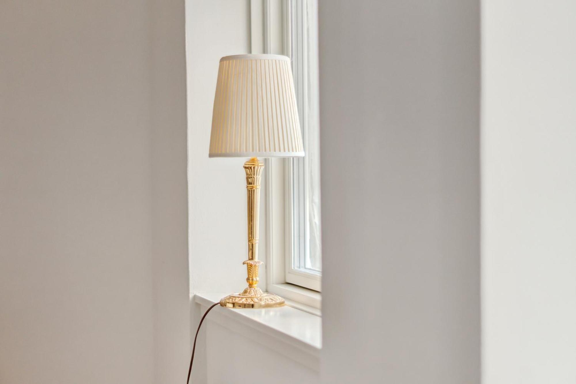 In Laksegade: 1br 300m From Kgs Nytorv Apartment *