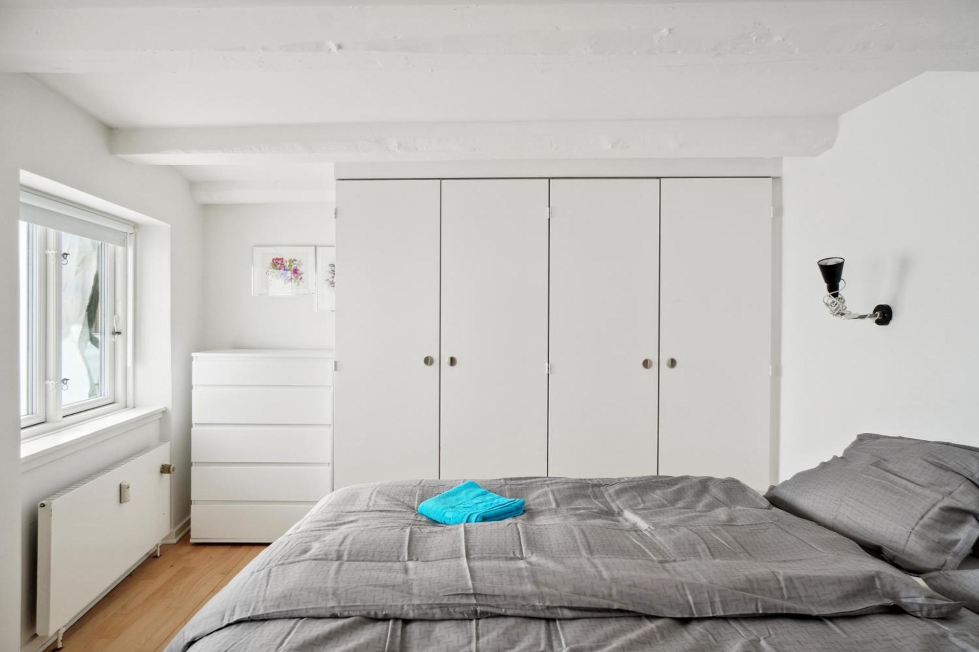 Apartment In Laksegade: 1br 300m From Kgs Nytorv